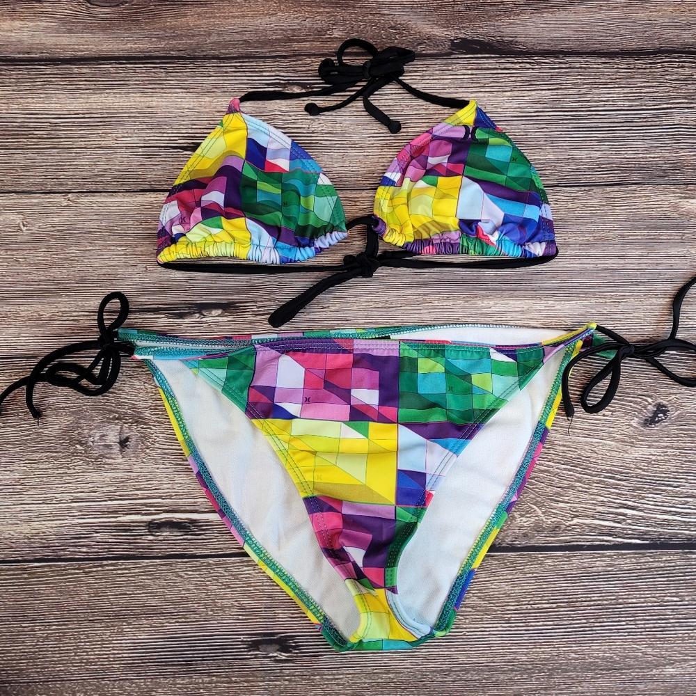 Hurley Bikini Swimsuit Two Piece Womens SZ Large Colorful Geometric Design!!!!!!